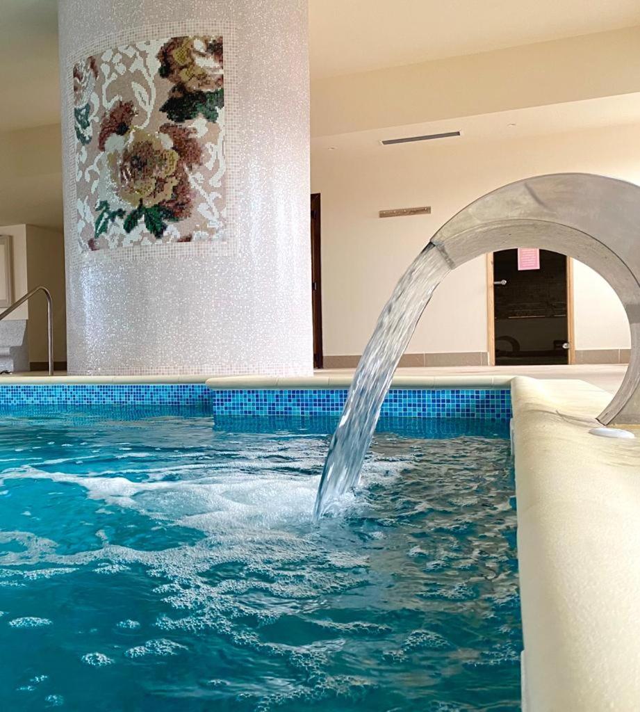 Anette Resort & Spa Covaci エクステリア 写真